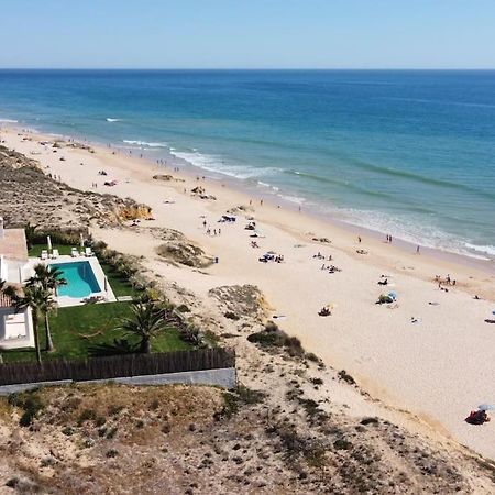 Charming Beachside Apartment- The Perfect Getaway! Албуфейра Екстериор снимка